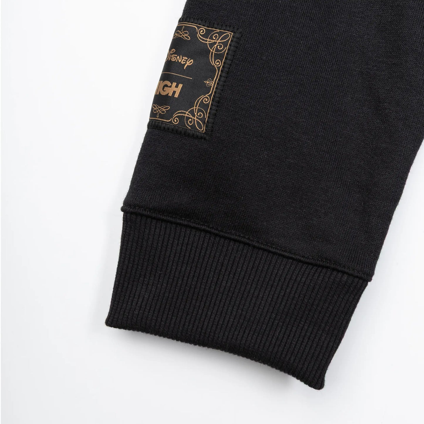 Wonderland Cast Crewneck