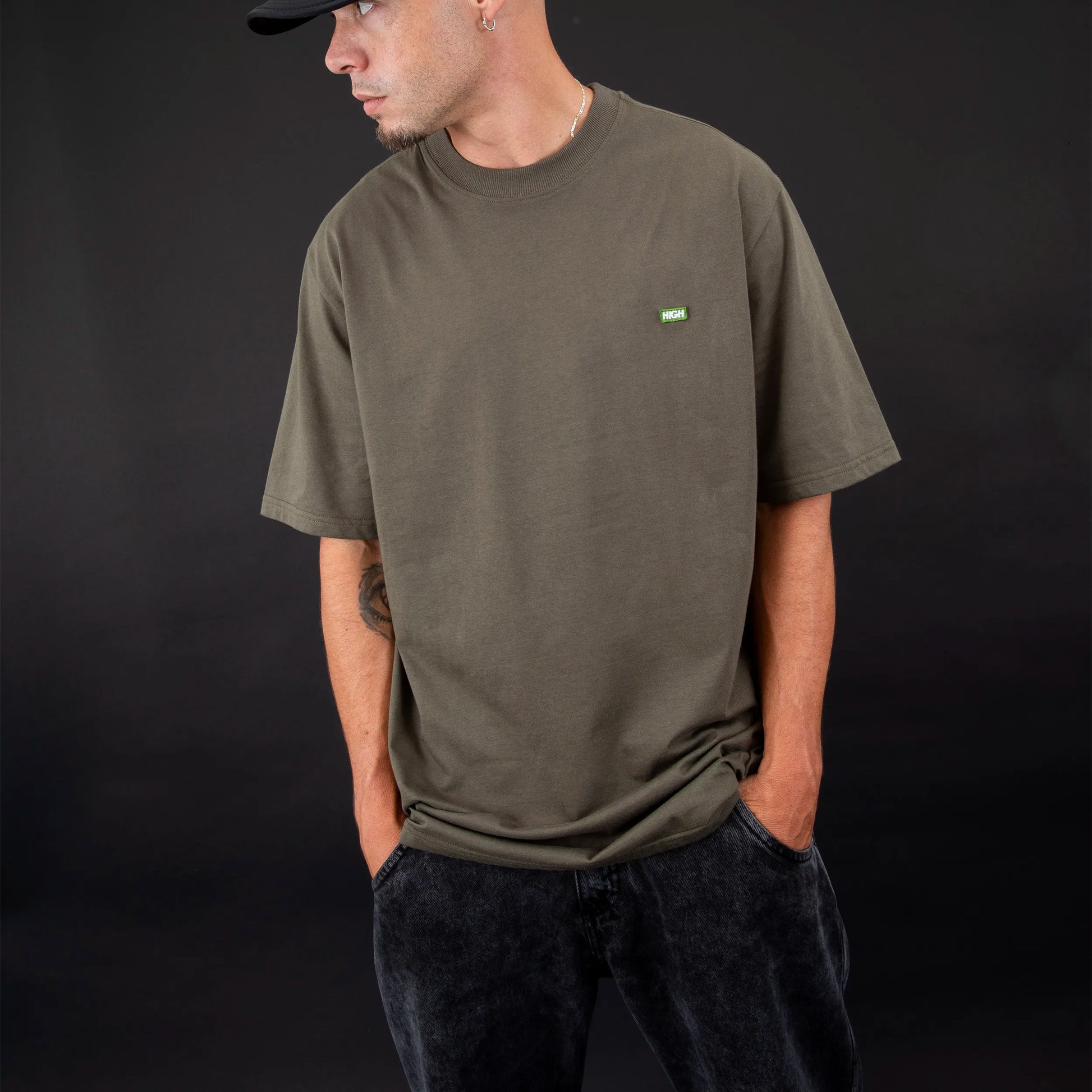 Tee Logo Line Desert Green