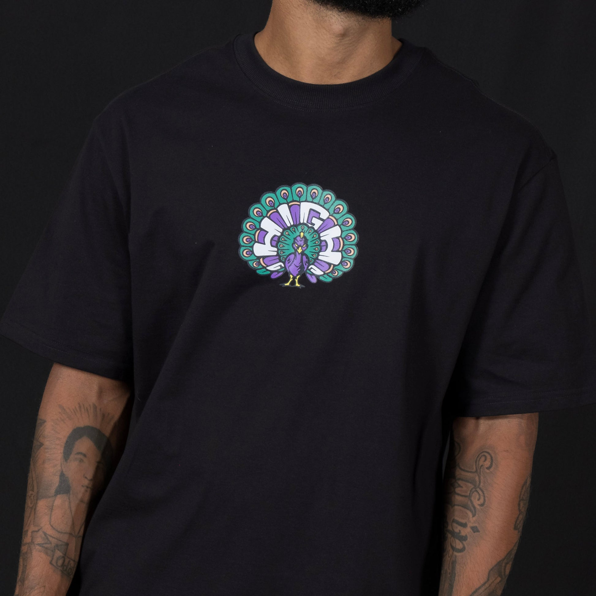 Tee Peacock Black