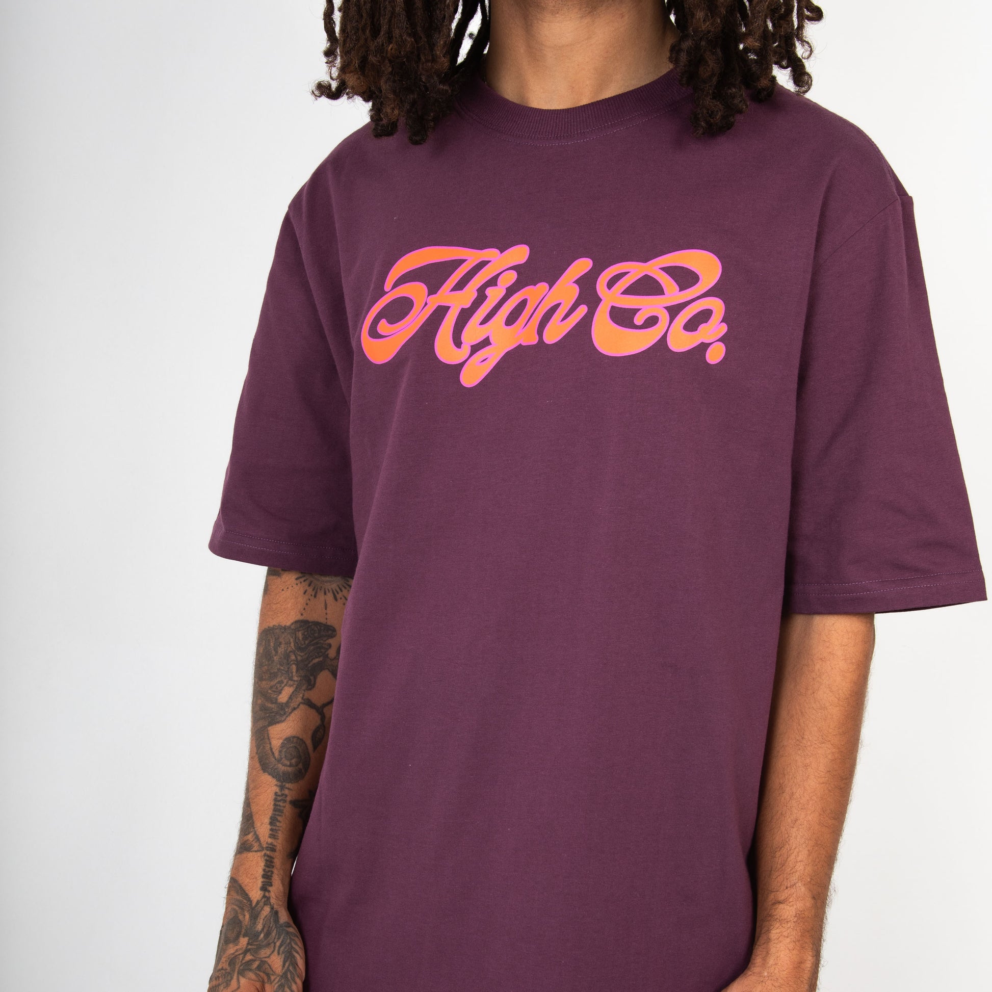 Tee Script Wine