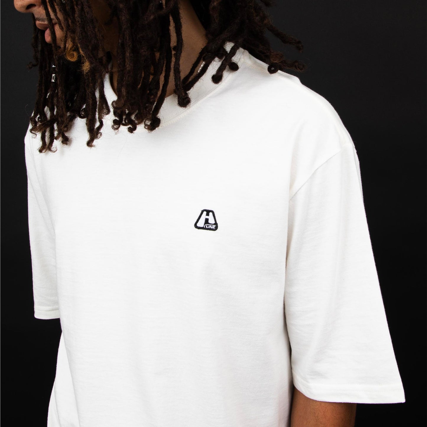 Tee Logo Line White