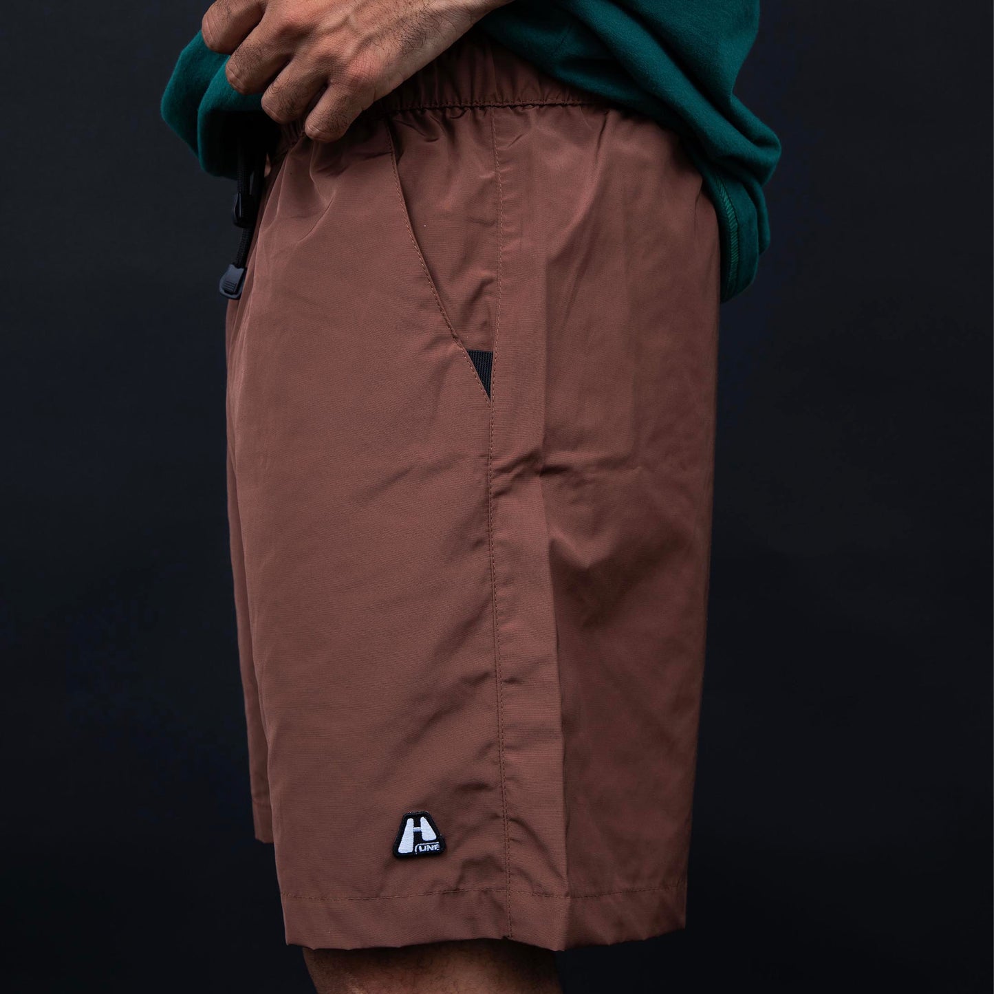 Shorts Logo Line Brown