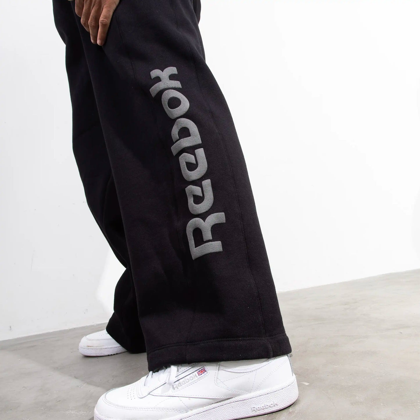 Sweatpants Puff High X Reebok Black