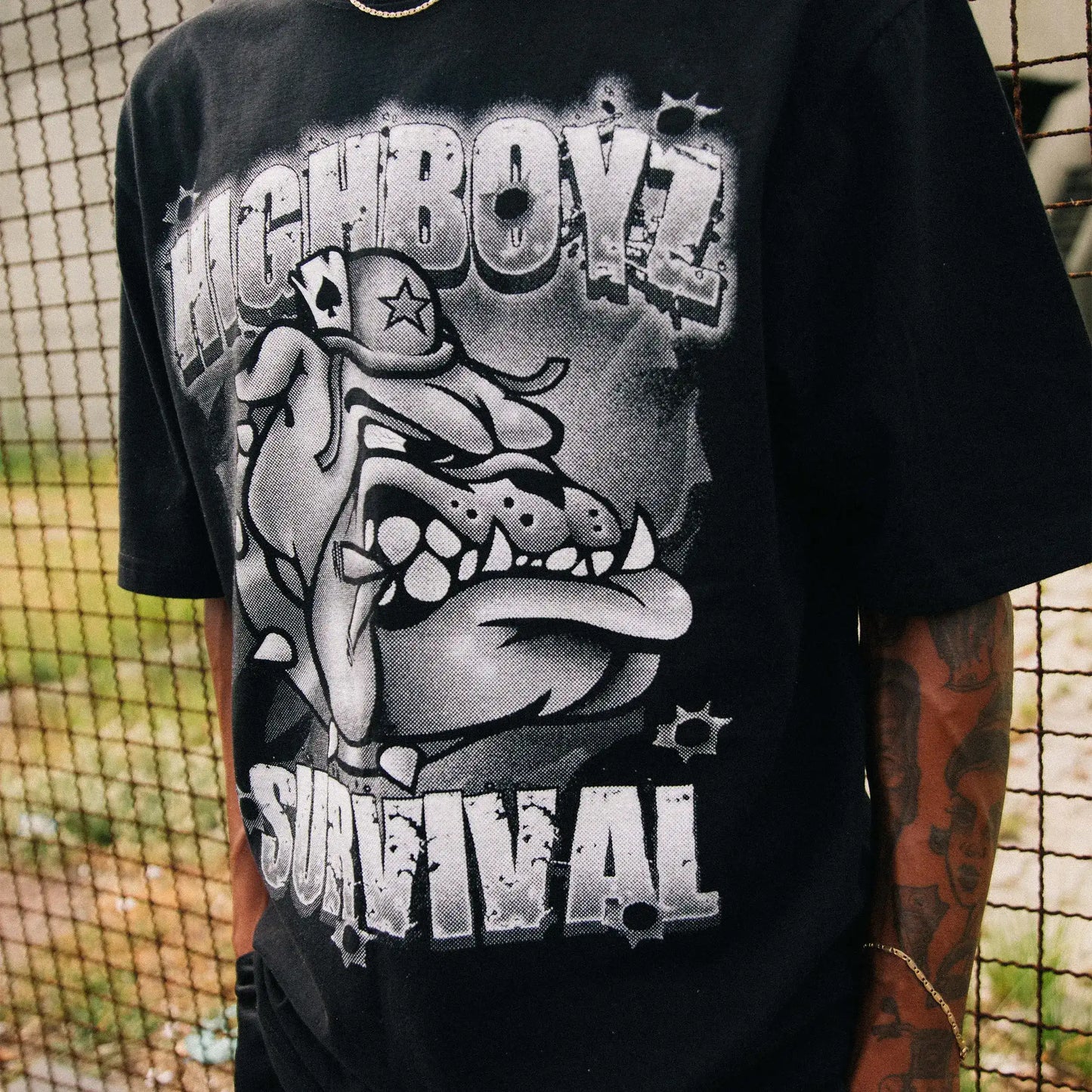 Tee Dog High X Survival Black