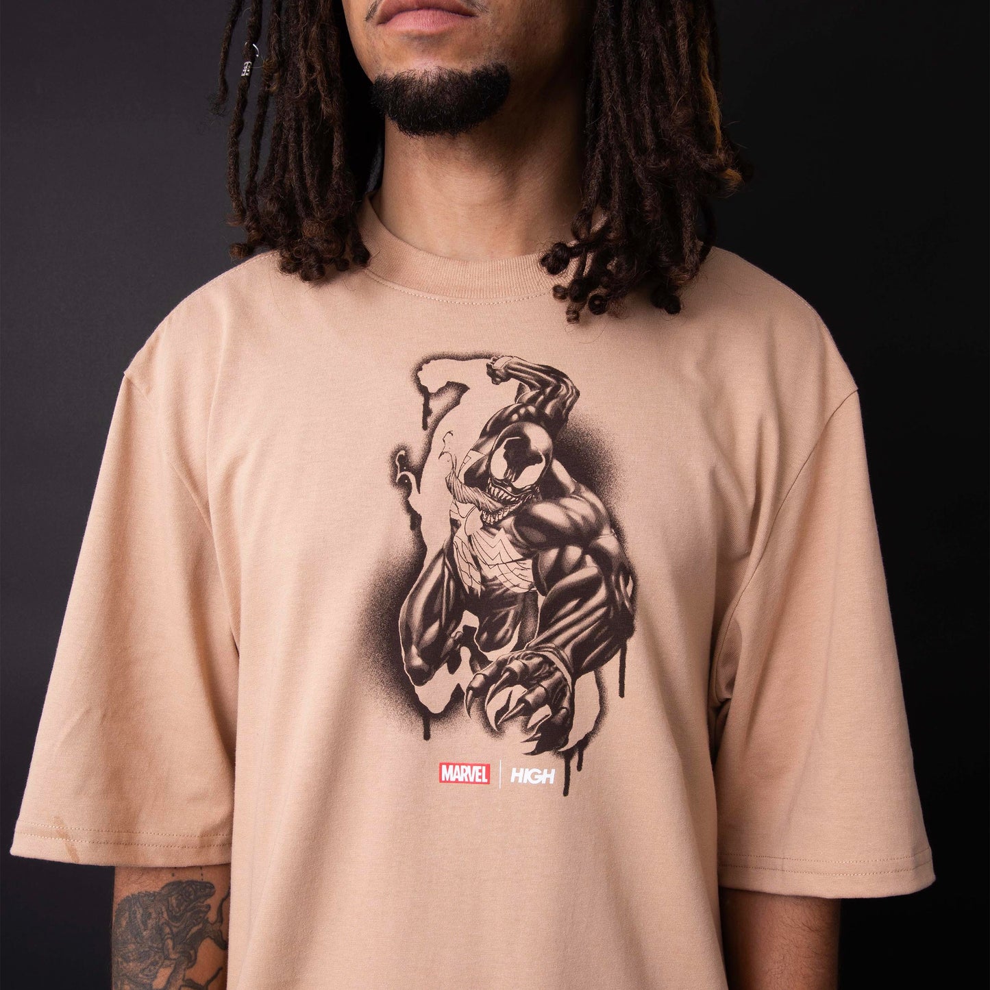 Tee Venom Sand
