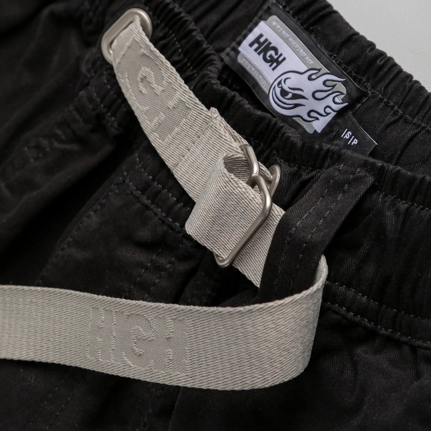 Strap Shorts Hustle Black