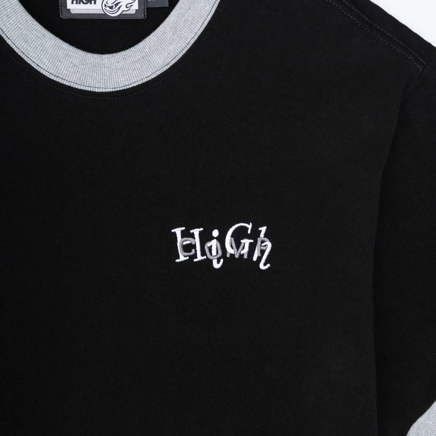 Tee Classy Interlock Black