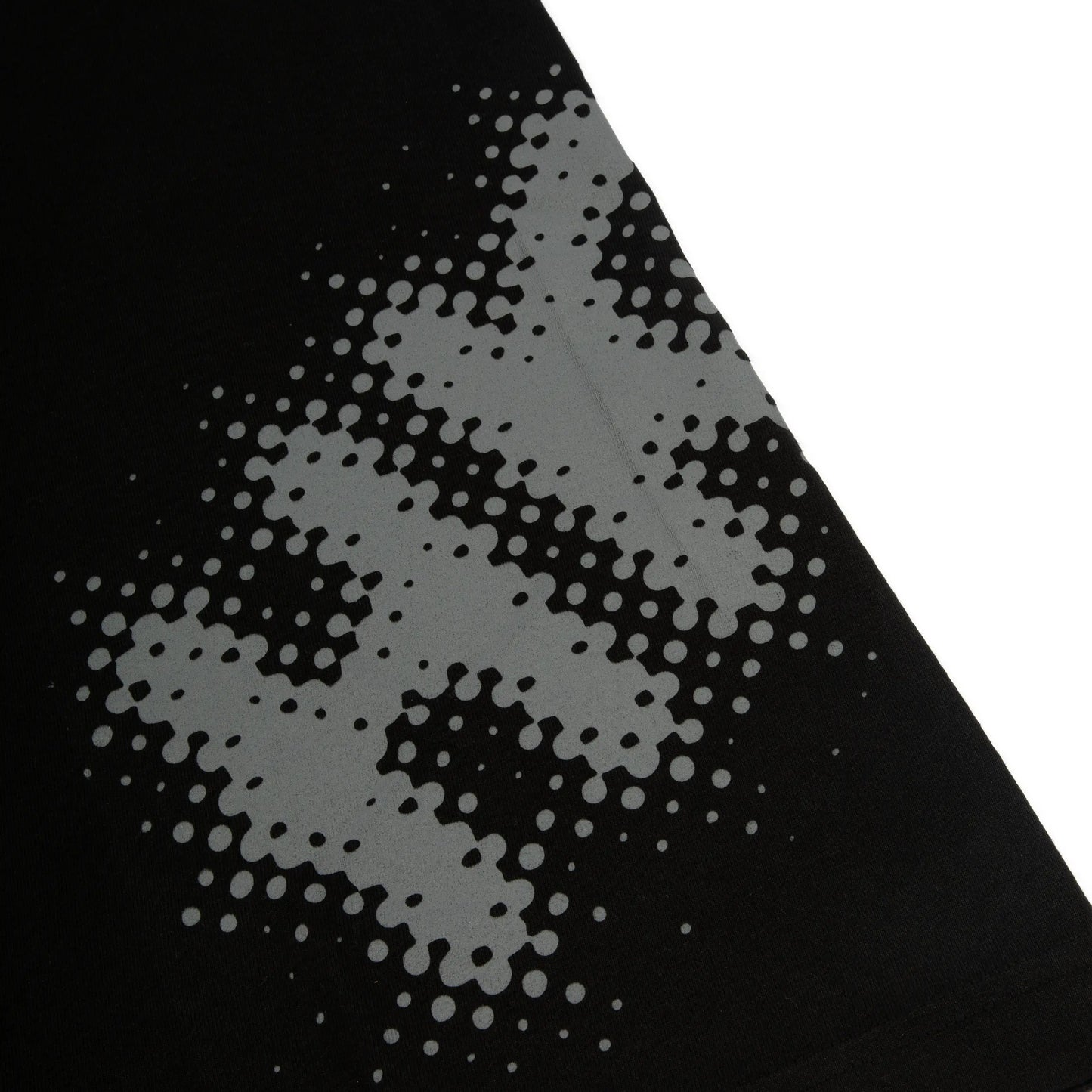Tee Halftone Black