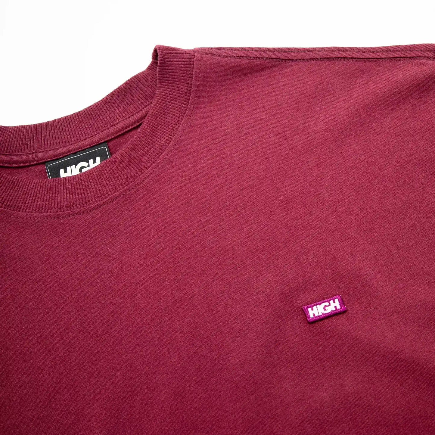 Tee Minimal Patch Wine